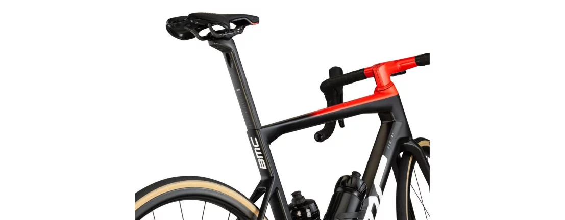 BMC Teammachine SLR01 ONE Dura Ace Di2 / 2021 фото 2 BMC Teammachine SLR01 ONE Dura Ace Di2 / 2021 фото 2
