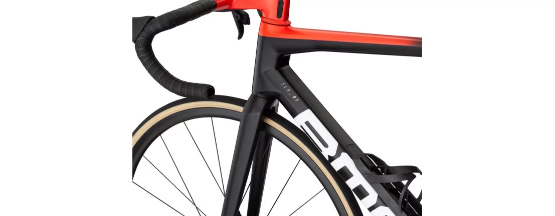 BMC Teammachine SLR01 ONE Dura Ace Di2 / 2021 фото 4 BMC Teammachine SLR01 ONE Dura Ace Di2 / 2021 фото 4