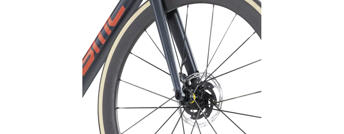 BMC Teammachine SLR01 Disc THREE Sram Force AXS / 2020 15