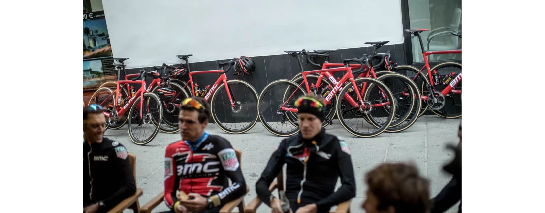 BMC Teammachine SLR01 Disc THREE Sram Force AXS / 2020 4