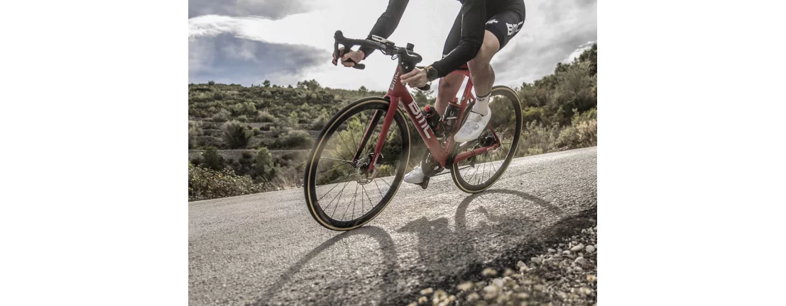 BMC Teammachine SLR01 Disc THREE Sram Force AXS / 2020 1