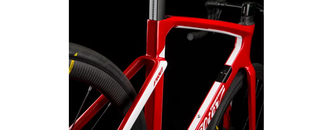 Wilier 110Pro Ultegra 8000 Cosmic Elite / 2019 фото 3