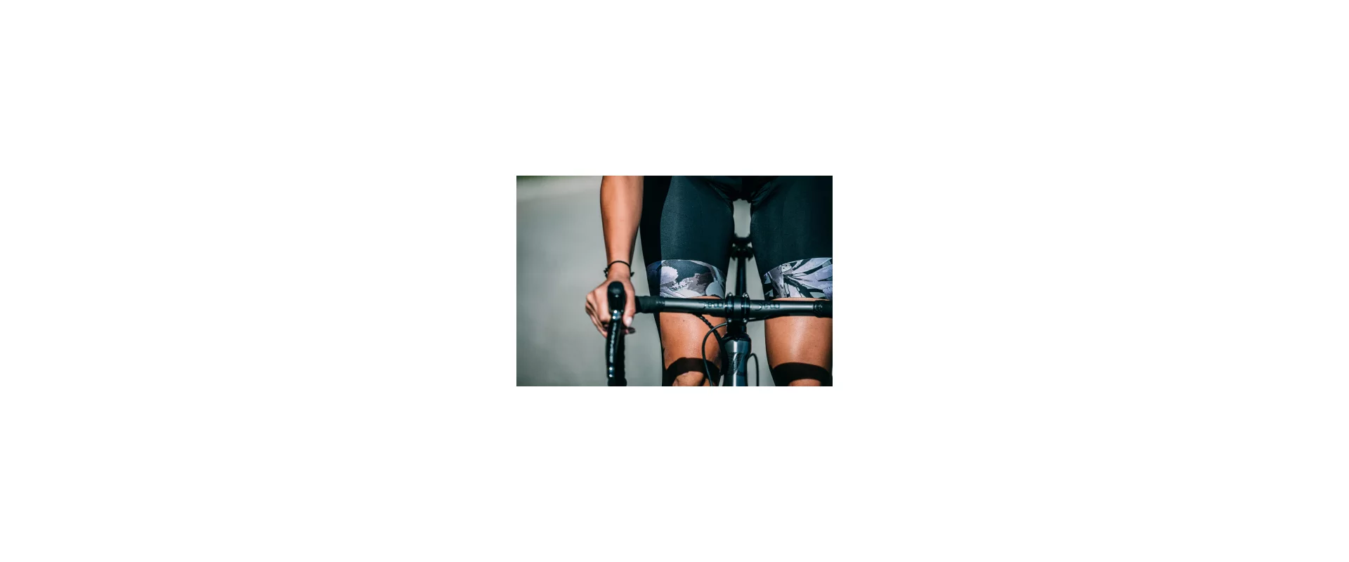 ALE Bouquet Bib Shorts / Женские велошорты с лямками фото 6