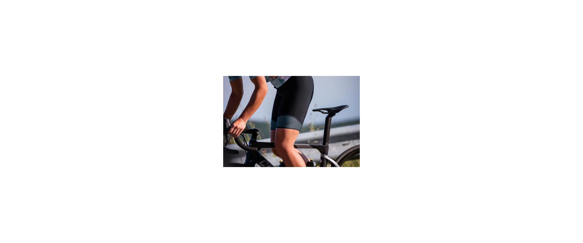 ALE Master 2.0 Bib Shorts / Женские велошорты с лямками фото 7