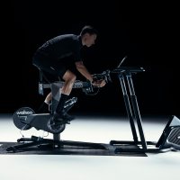 Wahoo KICKR Bike V2 Smart Trainer фото 4