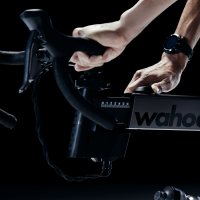 Wahoo KICKR Bike V2 Smart Trainer фото 6