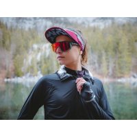 Compressport Winter Insulated 10/10 Jacket W Black / Куртка утепленная женская фото 3