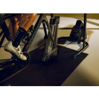 Wahoo KICKR Climb / Модуль для подъема и спуска велосипеда фото 6