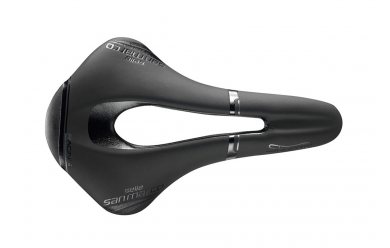 Selle San Marco SHORTFIT OPEN-FIT SUPERWIDE-RACING 250 x 155 mm