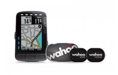 Wahoo ELEMNT ROAM Bundle (includes TICKR Stealth)