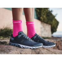 Compressport Run Ultralight High v4 Fluo Pink / Носки ультралегкие фото 1